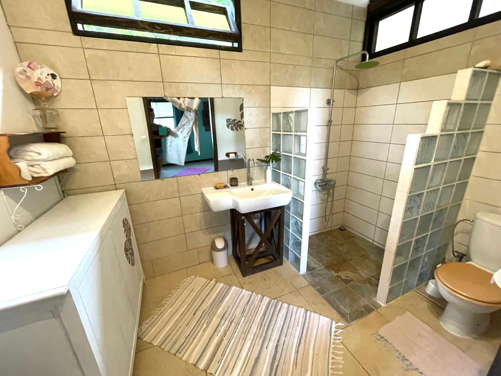 Fare Mato Tahaa Apartman Patio  Kültér fotó